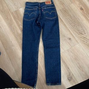 Levi’s 501 skinny  jeans - waist 24 -length 28 - dark wash